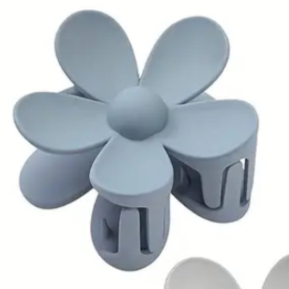Light Blue Flower Claw Clip